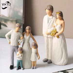 Modern Couple Statue for Family Father Mother Kid Sculpture Lovers Living Room Desk Decoration Figurine Home Decor Gifts 240517