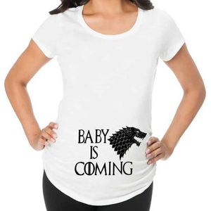 Maternity Tops Tees Plus Size S-3XL Funny Maternity Tshirts Pregnant Women Pregnancy Clothes Short Sleeve O-Neck Letter Baby is Coming Print T-shirt Y240518