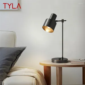 테이블 램프 Tyla 현대 구리 램프 LED 검은 황동 책상 조명 홈 스터디 침대를위한 간단한 창의적 장식