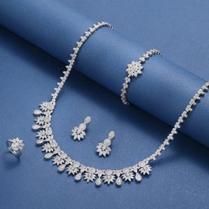 Luxo Dubai Nigeria Cz Crystal Bridal Jewelry Conjunto de 4pcs Festa de Zircônia Full Festa 240511