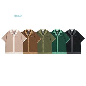 2024 Sommaren Ny Rhude Short Sleeved Shirt Letter broderad ficka för män