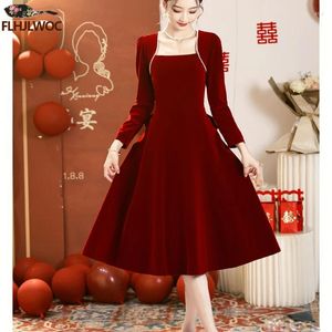 Casual Dresses 2024 Year Christmas Chic Elegant Annual Meeting Red Dress Women Square Neck French Design Long Party Vestidos
