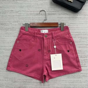 Jeans feminino Qualidade Xiaoxiang 24 Primavera/verão Bordado de bordado rosa Cantura alta shorts de cowboy para mulheres