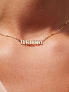 Pendant Necklaces Mothers Day Mothers Letter Pendant Necklace for Female Mothers Nameplate Clavicle Chain Necklace Personalized Jewelry New Gift J240516