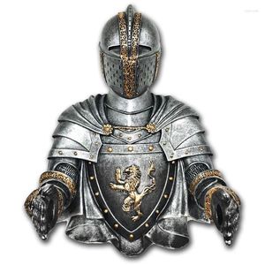 Dispensatore di sapone liquido I portacarnocella di carta rotolavano statua medievale Knight per ricordare il supporto per asciugamano decorativo da bagno gotico