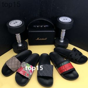 Moda Slippers Mulheres homens deslizam sandálias Black Floral Canvas Verde Flores azuis Borracha Morango de borracha Listra de borracha Ecru Summer Summer Platice Flats 55