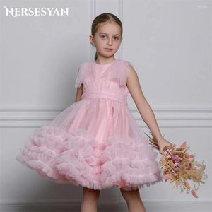 Flickaklänningar Nersesyan Blush Pink Flower för bröllopsblommor A-line draperade rufsar Tillfälliga festklänningar födelsedag