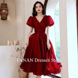 Parti Elbiseleri Fanan V Yastın Moda Akşam Kore Prenses Kokteyl Kırmızı Korse Düğün Kadınlar Resmi Gowns Etkinlik Prom