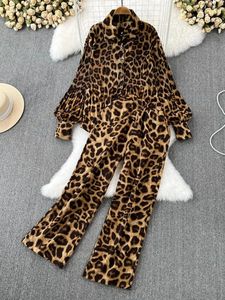 Sonbahar Zarif Kadınlar 2 Parça Set Leopar Baskı Uzun Kollu Gömlek Sıradan Gevşek Pantalon Kıyafetler Moda Vintage Sweatsheit 240516