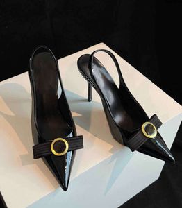 إيطاليا 2024 الصيف Gianni Ribbon Women Sandals Shoes Medusi Bow Slingback براءة اختراع من الجلد الخنجر
