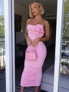 Runway Dresses Mozision 3D Flower Strapless Bodycon Maxi Dress For Women Fashion Off-shoulder Slveless Backless Ruched Club Party Sexy Dress T240518