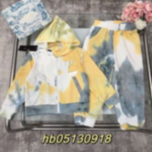 Kvinnors T-shirt 2022 Hoodie Set Tidig Autumn Gradient Cotton Terry Tyg med Pure White Sky Blue Color Combination