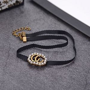 Luxury Bracelets jewelry Chokers alphabet black rope Chain imported simulation diamond pearl counter consistent brass material hot model Bracelet Jewelry