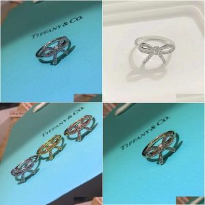Band Rings Blue Box Classic Designer TF Ring Top New Seiko Bow för kvinnor med unik design av hög kvalitet elegant och fashionabla person Otkz7