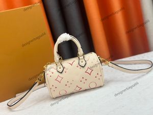 handväska kvinnor väskor handväskor designer mini lyxiga damer totes kudde handväska original crossbody keepall shouder nano med blommor dammpåse påse