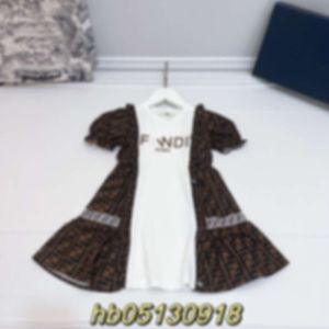 キッズガールズドレス秋のカラーブロックレター半袖ドレス