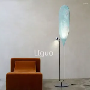 Lampy podłogowe nordyckie minimalistyczne salon sofa sofa boczna lampa dekoracyjna pionowa sypialnia studium sypialni czytanie sztuki