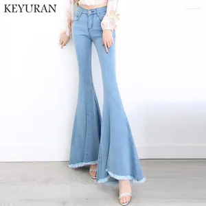 Kvinnors jeans 2024 Spring Fashion Women Vintage Tassel Hög midja Långt startklippta denim Pants Lady Sexig Skinny Woman Bell Bottom