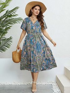 Plus-Size-Kleider Casual Elegant Vintage Bohemian Style V-Ausschnitt Frauen Plus Size Clothing Sommer Kurzer Slve Paisley gedruckt A-Linie Lange Kleider T240518