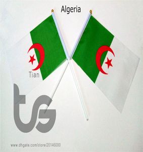 Algeria Flag Banner 10ピースロット14x21cm Flag 100お祝い装飾用のプラスチック製の旗竿付きポリエステル旗Algeria5329359