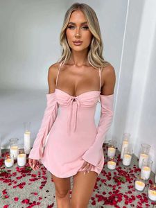 Runway Dresses Mozision Elegant Pleated Bust Lace Up Back Mini Dress Women Summer New Long Slve Backless Bodycon Sexy Party Club Dress T240518
