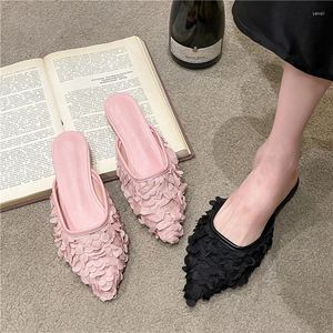 Тапочки обувь женщин заостренные пальцы для женщин роскошные слайды с низким содержанием дизайнера лето 2024 г.