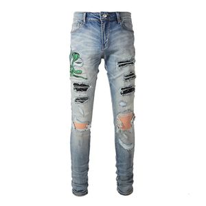 EU Tropf Jeans Herren Blue High Street Destgierte schlanke Fit -Stretchlöcher bestickte Schlangen Patchwork zerrissene Jeans 240518