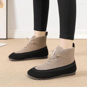 Botas Sapatos de algodão para mulheres de inverno 2024 Simples e moda de sola grossa de sola de sola macia de sola macia