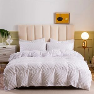 Высококачественные пульсированные цветы, набор для королевы, удобная волновая полосатая одеяла, установлена односпальная кровать -стеганое одеяло, 240517