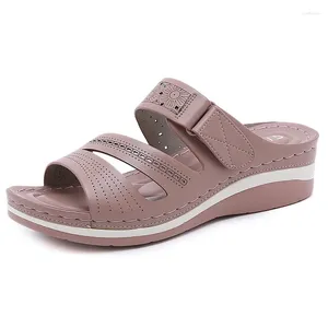 Scarpe casual Siketu Women Sandals cucire un gancio di punta rotonda PU PU METALLE COMFOTTO VEICOLO DI SUTURA INDINGONO BOHIAMAN