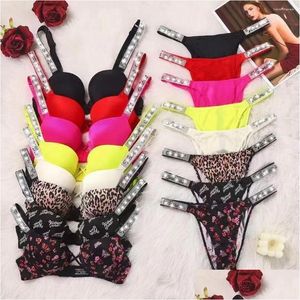 BRAS SETLER BAŞLI DANGİSİ İŞ iç çamaşırı külotu Seksi Kadın Dikişsiz Set Lüks Mektup Rhinestones Push Up Lingerie Drop Destion Dhu1j