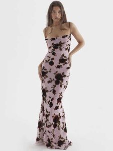 Runway Dresses Mozision Elegant Floral Print Midi Dress For Women Robe 2023 New Spaghetti Strap Backless Slveless Bodycon Party Long Dress T240518