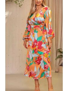 Plus size Dresses Plus Size Womens Dress Casual and Fashionable Long Slved Floral Print Slim Fit V-Neck Long Dress Beach Style Womens Robe T240518