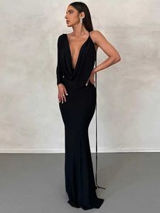 Runway Dresses Mozision Elegant Backless Sexy Maxi Dress For Women Robe 2023 Spring New V Neck One Slve Lace-up Party Long Dress Vestido T240518