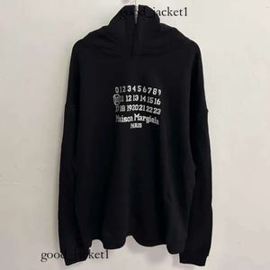 Märke maison mm6 mens hoodies tröjor margiela mm6 hoodie designer kalender hoodie tröja inverterade siffror förvrängda oregelbundna fyrkantiga pullover 773