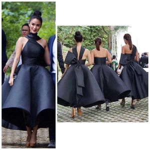 Yeni Siyah Bal Balyoyu Nedime Elbiseleri Straplez Basit Ayak Bileği Uzunluğu Onur Elbise Hizmetçisi Pleats Düğün Elbiseleri Ucuz Resmi Gowns 266Z