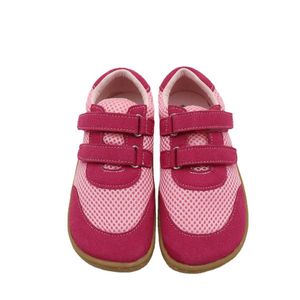 Athletic Outdoor Tipsetoes Top Brand 2024 Spring minimalistiska andningsbara sportskor för flickor och pojkar barn barfota sneakers y240518