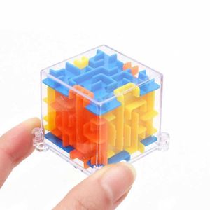 Intelligence Toys 1PCS 3D Maze Magic Cube Toys Crianças Presente Cérebro de seis lados Desenvolvimento educacional Toy Labyrinth Ball Toys Magical Maze Ball Game Y240518