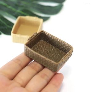 Dekorativa figurer 1/12 Dollhouse Miniature Accessories Mini Harts Basket Model for Doll House Decoration OB11