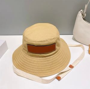 Sun Hat, Big Brim Hat, 2024 Ny fashionabla och mångsidiga hatt Engelska brev Ribbon Läder fiskare hatt, solskyddsbassänghatt, brim med rep, solhatt, designer loe's