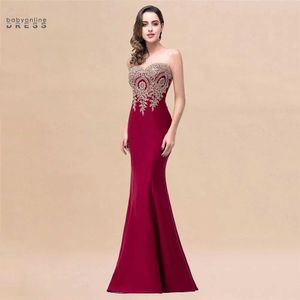 Runway Dresses Elegant Mermaid aftonklänning Kvinnor Golden Appliques Lace Royal Blue Swtheart Illusion Wedding Party Prom Clowns Robe de Soir T240518