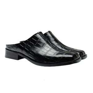 Estate 2024 Nuovo EMED in pelle di mucca fuori pantofole Muli di moda Muli uomini sandali Slip di punta quadrata alla moda Slip on Slipeers 37-44 4F2 Eers