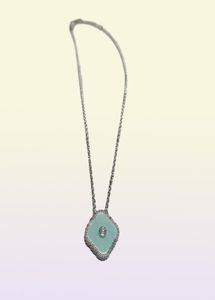 2022 christmas limited edition clover designer pendant necklaces for women retro vine silver 4 leaf light blue diamond brand luxury necklace jewelry3579441