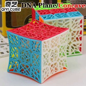 Magic Cubes Qiyi Magic Cubes 3x3x3 DNA samolot wklęsła Puzzle 3x3 Specjalny kształt Profesjonalny prędkość Cubo Mgico Educational Toys K p y240518