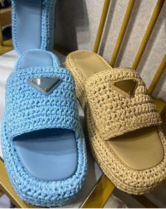Designer Woven Grass Slippers Woman tasman slipper Straw Woven Sandals women slide pool pillow comfort slippers Sandals woman mule shoes dhgate with box size 35-42
