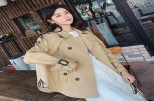 Nuovo trench corto a maniche lunghe di colore Solido Ladies Fashion Sweet Down Collar Jacket Female College Over Coat D386734399