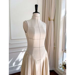 TWOTWINSTYLE Temperament Small Standing Collar Sleeveless Pleated Dress Apricot Slim Fit High Waisted French Elegant Mid Length Skirt Summer New Style 249