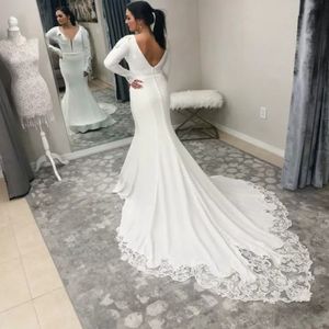 2022 Country Ivory Mermaid Wedding Dresses Bridal Gowns Lace Sexy Backless Train Deep V Neck Long Sleeve Satin Garden Bride Wear C0630G 298o