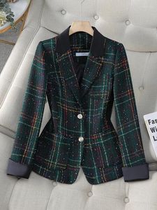 Kvinnors kostymer Autumn Winter Ladies Casual Blazer Kvinnor Jacka svart vit grön rutig långärmad enkelbröstad kvinnlig kappa stor storlek