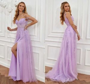 Vestidos de pista de pista de tule de ombro Apliques de baile de renda para mulheres longas tiras de espaguete de festas de noite vestido de baile de festas com fenda A-line T240518